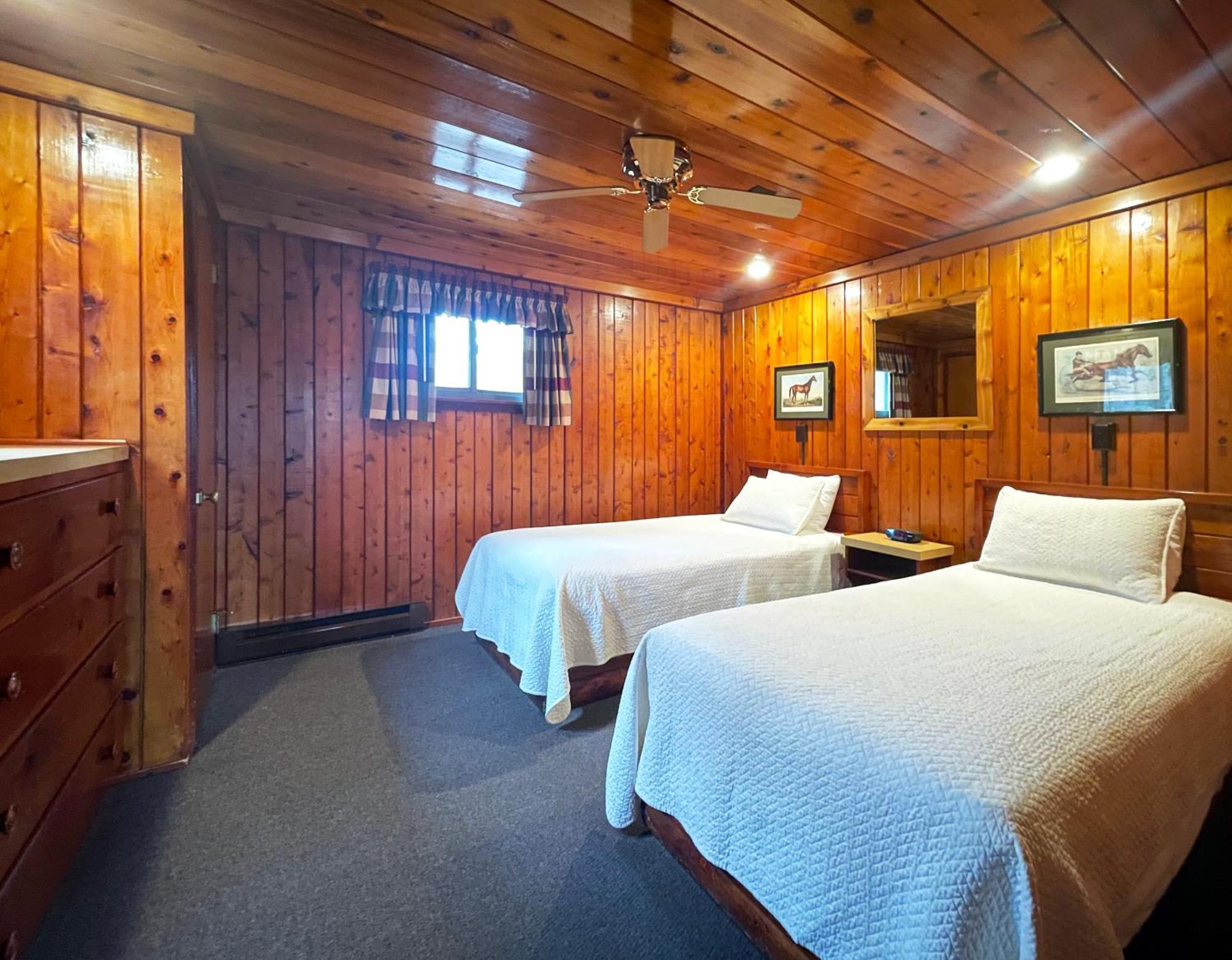 Mountain Springs Lake Resort Страудсберг Номер фото